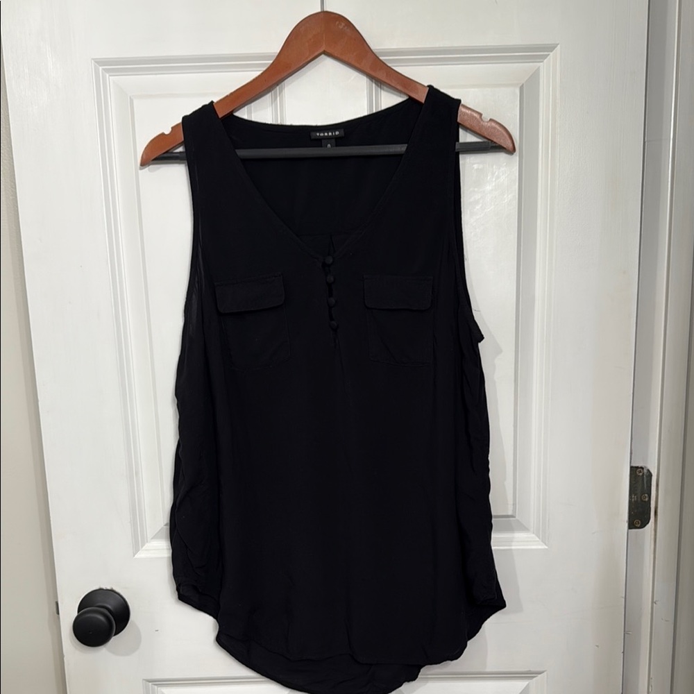 Torrid Black Sleeveless Tank Top